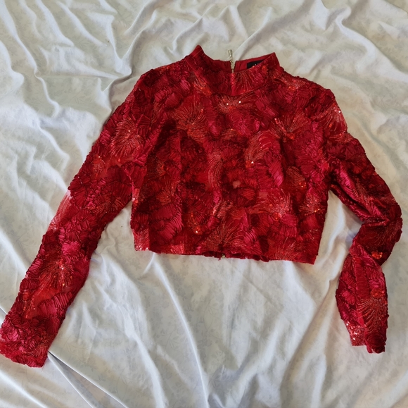 Red crop top / red blouse - Picture 4 of 4